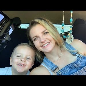 Meet your Posher, Troy-lyn